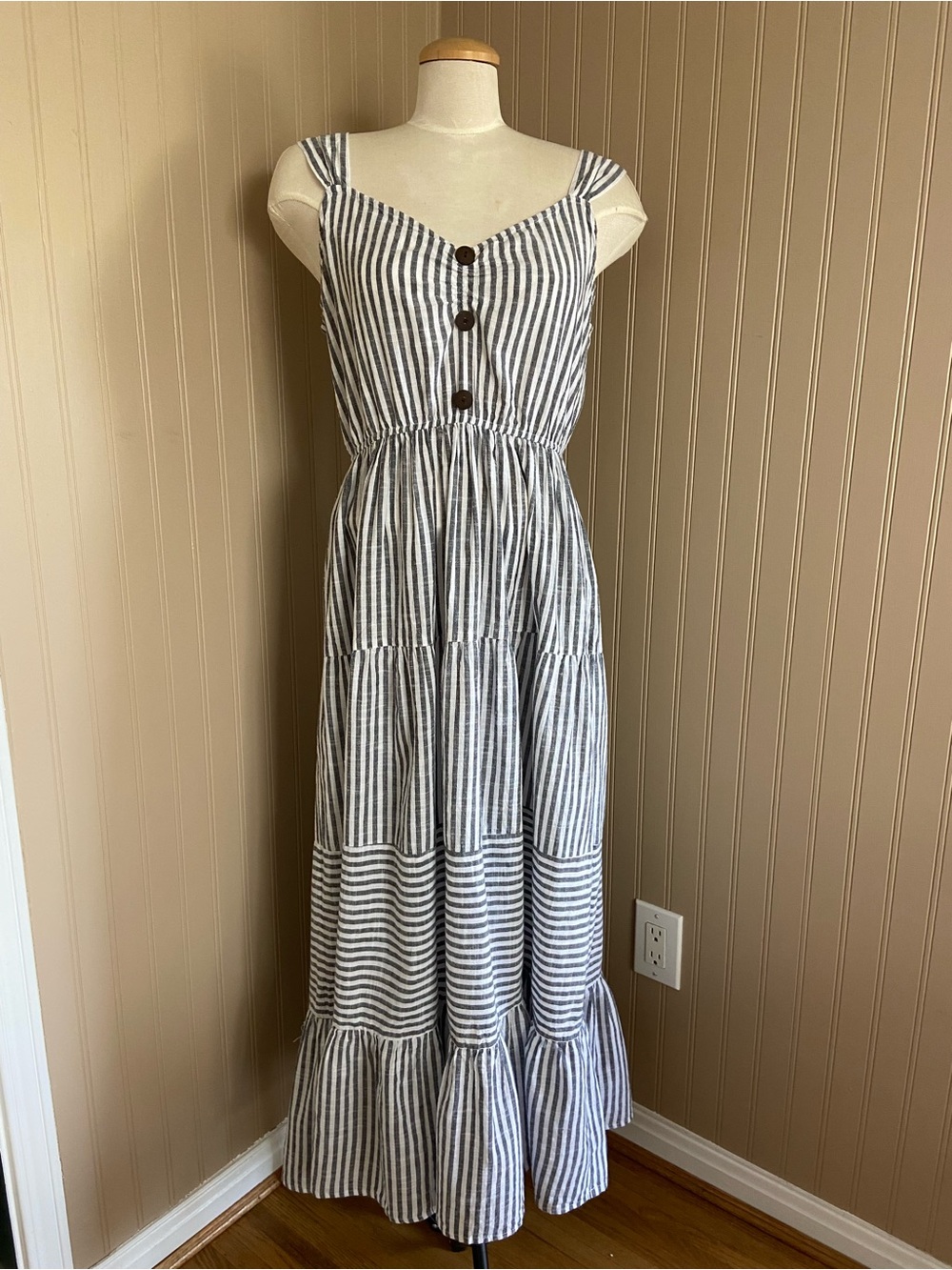 Charlie Paige 100% Cotton Black & White Striped Tiered Maxi Dress Women’s Med - Picture 9 of 9